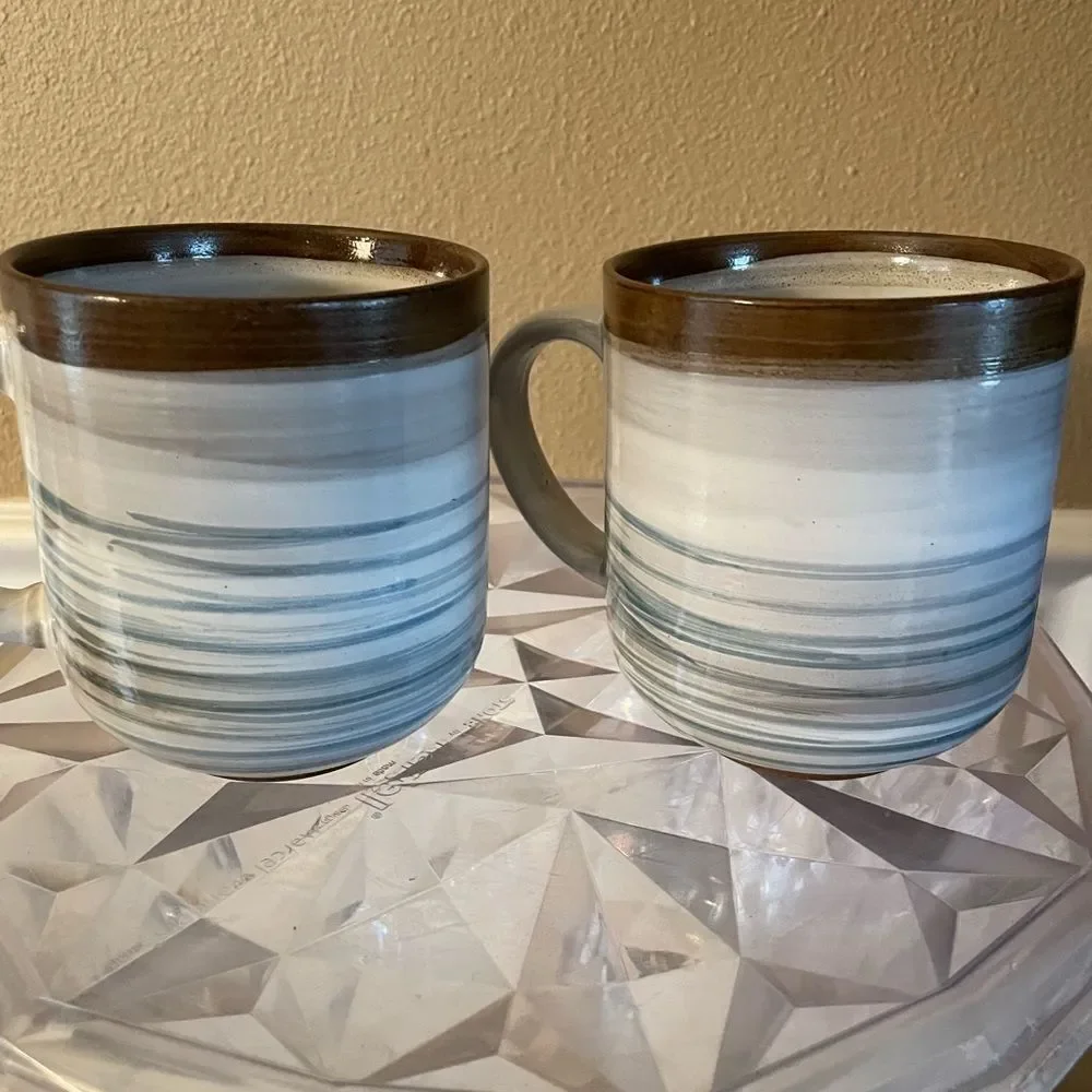 Dash of That Tracey Stoneware Mugs set of 2 Brown and Blue Swirl New Never Used!